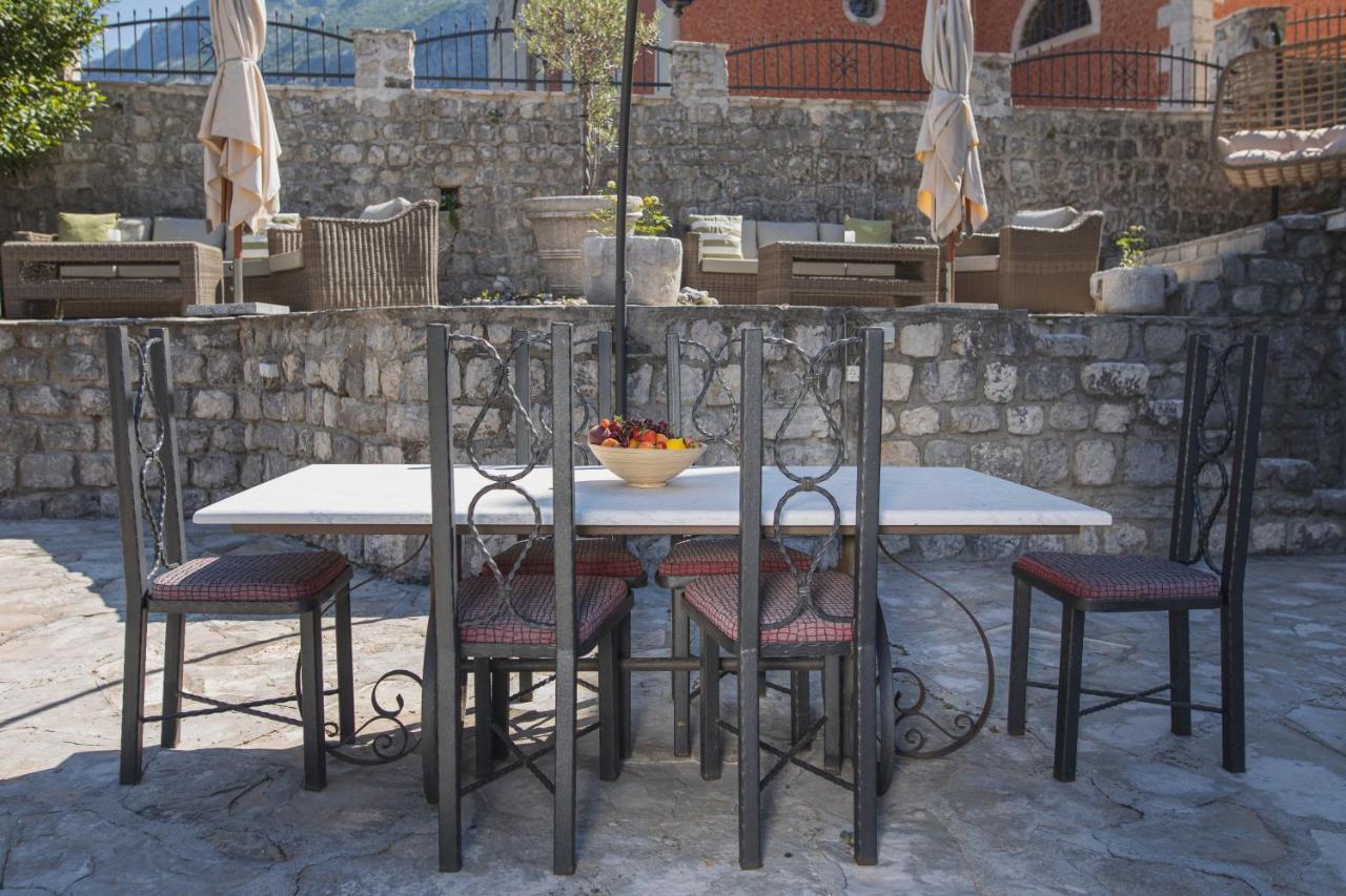 Kamena Palata Apartments Kotor Kültér fotó