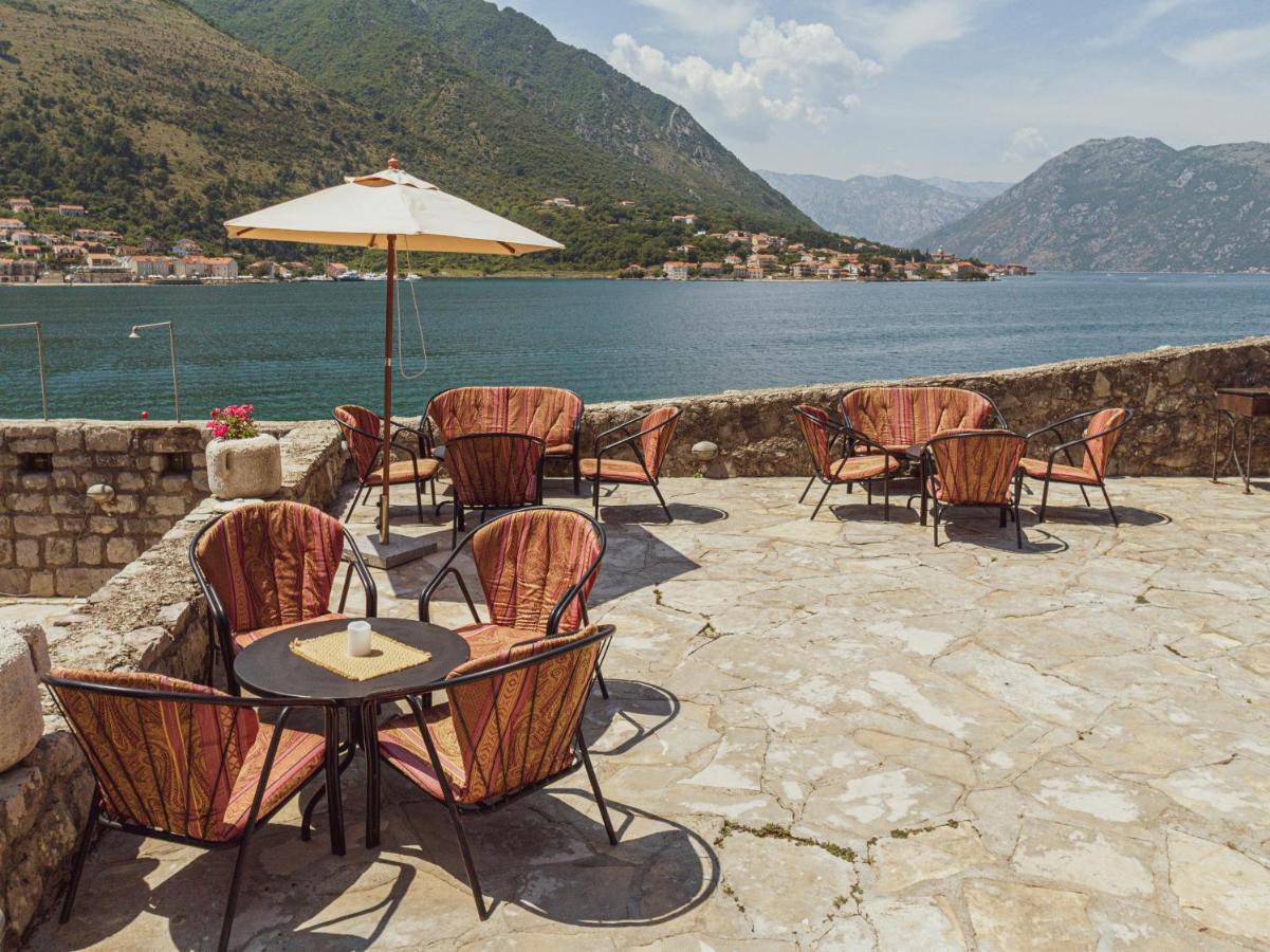 Kamena Palata Apartments Kotor Kültér fotó